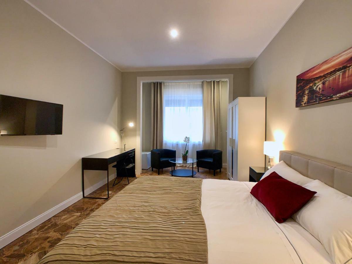 Silia House Napoli Centro Otel Dış mekan fotoğraf